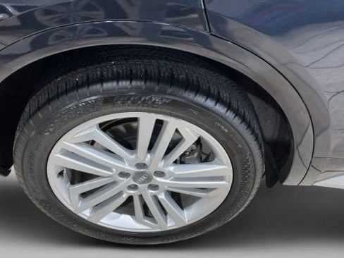 Used 2020 Audi Q5 Prestige image 23