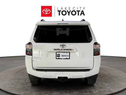 Used 2024 Toyota 4Runner SR5 RWD image 7