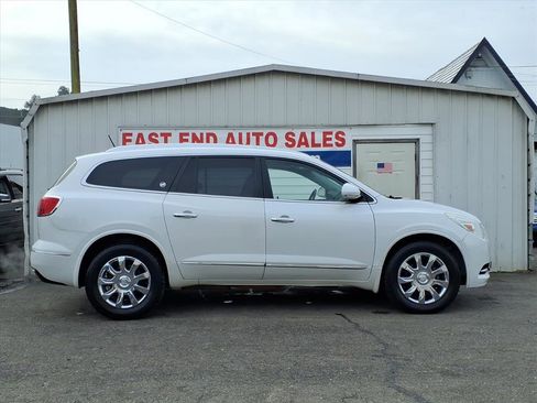 Used 2017 Buick Enclave Premium w/ Trailering Package image 2