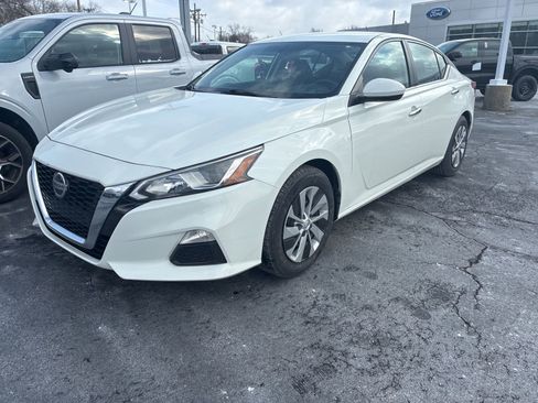 Used 2020 Nissan Altima 2.5 S image 4