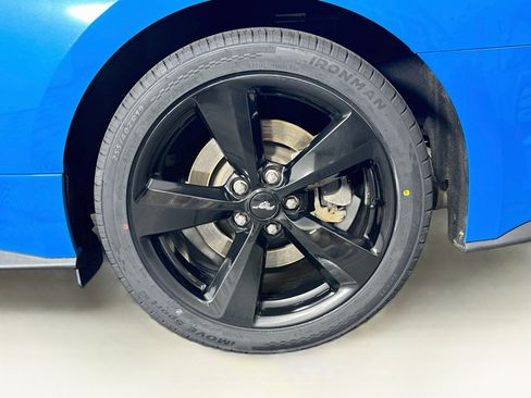 Used 2022 Ford Mustang GT Premium w/ Equipment Group 401A RWD image 11