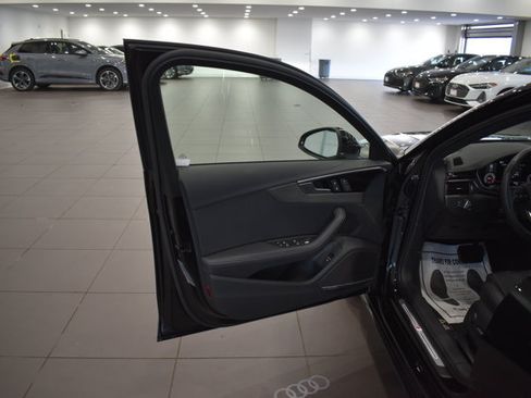 Used 2023 Audi A4 2.0T Premium Plus w/ Premium Plus Package AWD/4WD image 9