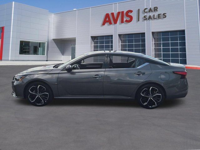 Used 2025 Nissan Altima 2.5 SR FWD image 10