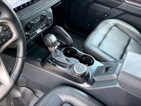 Certified 2025 Ford Bronco Badlands AWD/4WD image 14