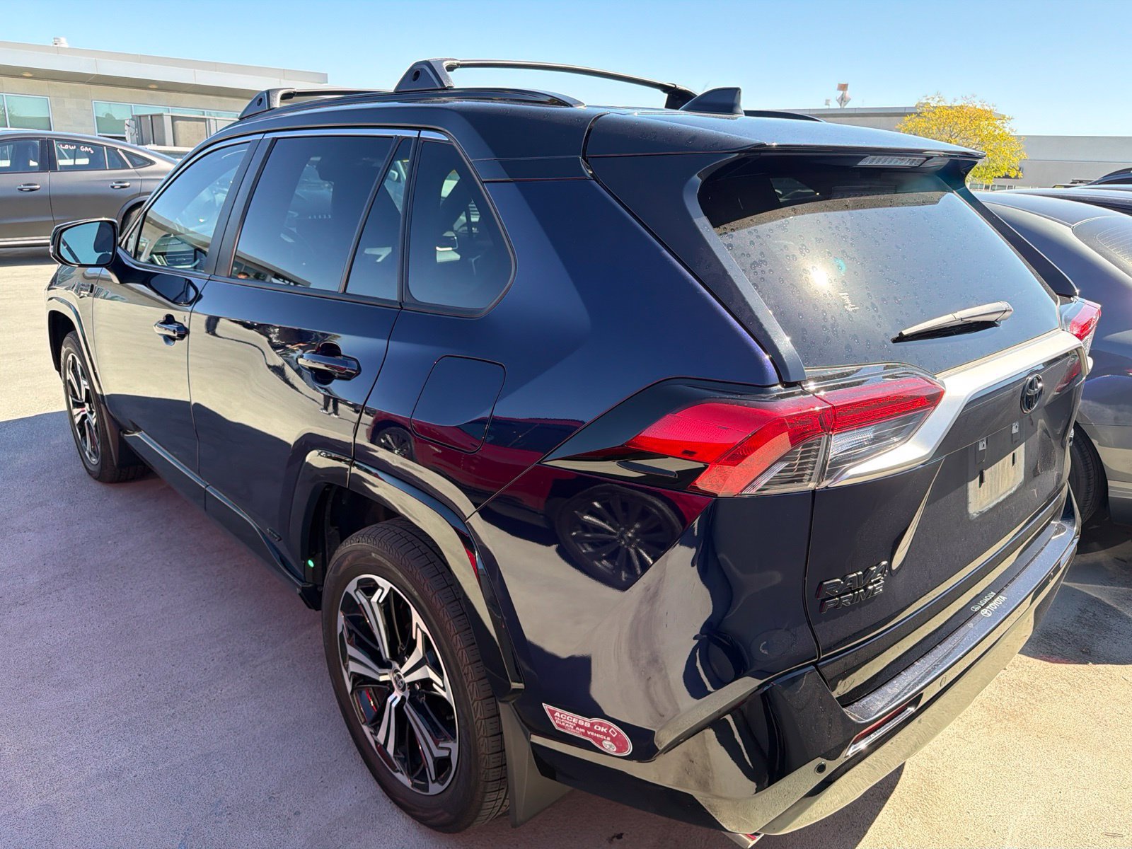 Used 2023 Toyota RAV4 XSE w/ Premium Package AWD/4WD image 4