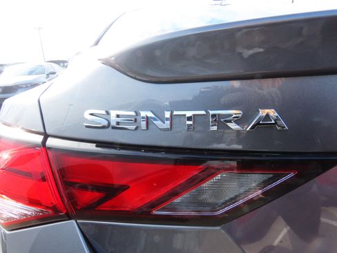 Used 2024 Nissan Sentra SR image 17