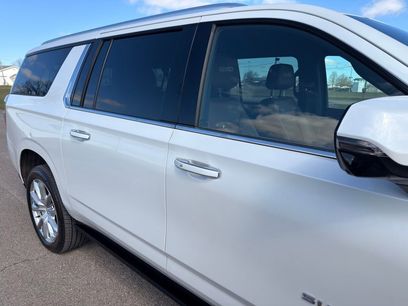 Used 2022 Chevrolet Suburban High Country w/ LPO, Illumination Package