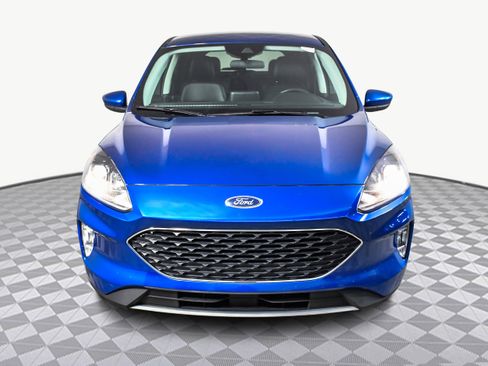 Used 2022 Ford Escape SEL w/ Technology Package image 2