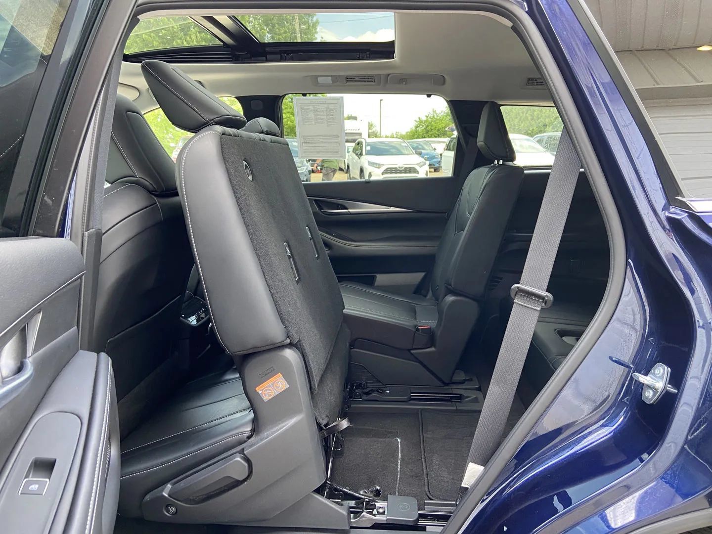 Used 2023 INFINITI QX60 Luxe w/ Cargo Package AWD/4WD image 25