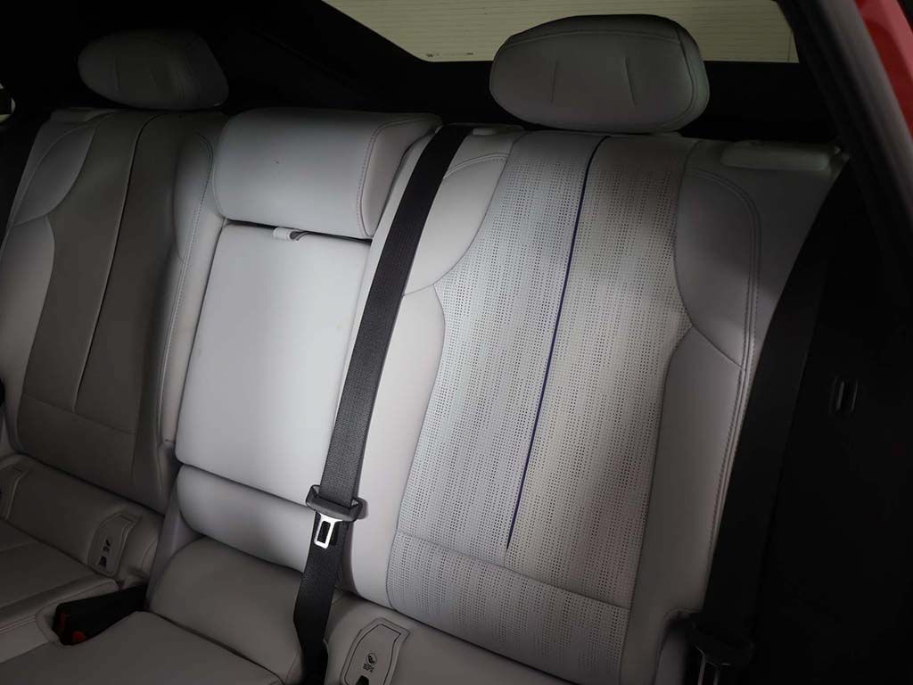 Used 2024 Cadillac Lyriq Sport RWD image 34
