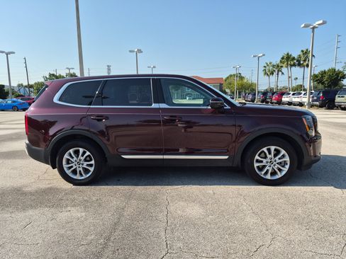 Used 2020 Kia Telluride LX FWD image 7