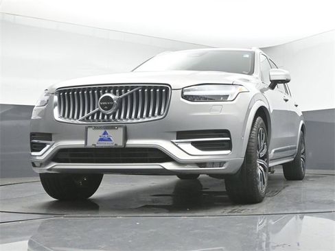 Used 2023 Volvo XC90 B6 Plus w/ Protection Package Premier image 39