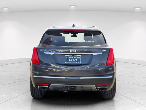 Used 2018 Cadillac XT5 Platinum w/ Driver Assist Package AWD/4WD image 5
