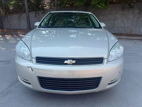 Used 2008 Chevrolet Impala LS FWD image 2