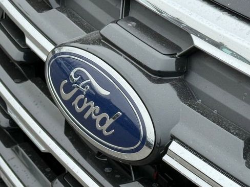 New 2026 Ford Explorer Active w/ Active Comfort Package image 4