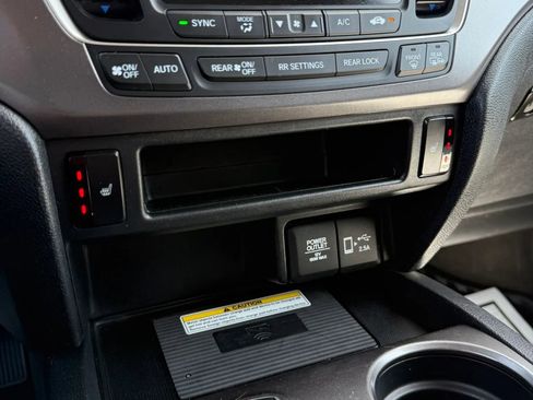 Used 2021 Honda Pilot Special Edition image 25