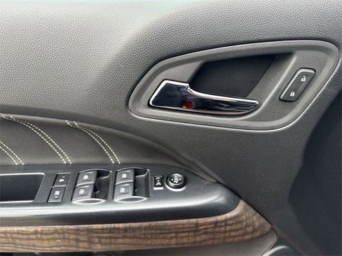 Used 2021 GMC Canyon Denali image 27