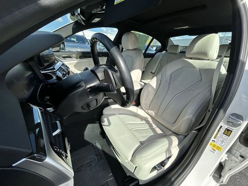 Used 2023 BMW 530i w/ Premium Package RWD image 30