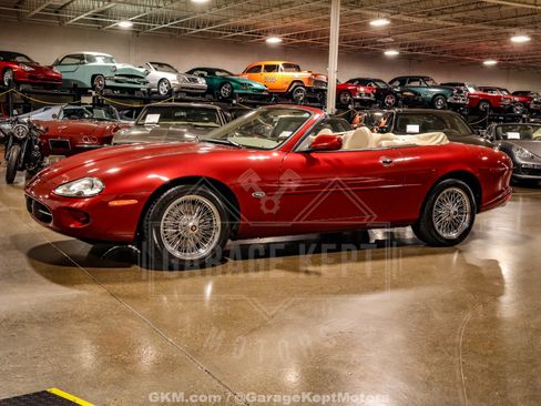 Used 2000 Jaguar XK8 Convertible RWD image 19