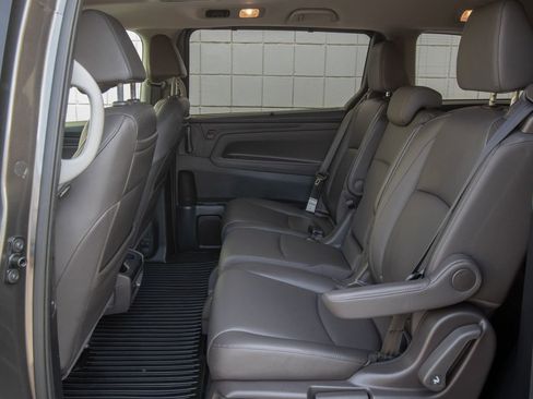 Used 2019 Honda Odyssey EX-L image 18