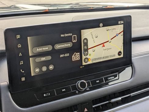 Used 2025 Mitsubishi Outlander SE image 18