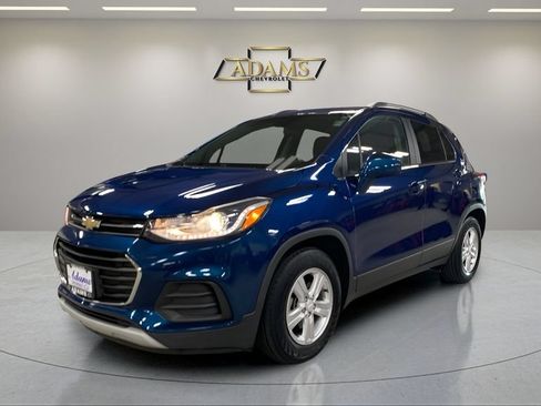 Certified 2019 Chevrolet Trax LT FWD image 1