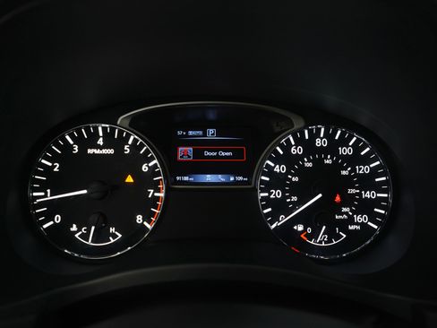 Used 2020 Nissan Pathfinder SL image 21