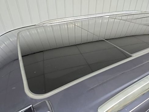 Used 2023 Chevrolet Tahoe Premier w/ Premium Package image 11