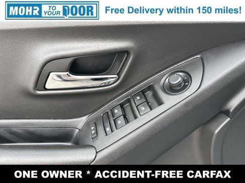 Used 2020 Chevrolet Trax LS w/ Tint and Cruise Package image 26