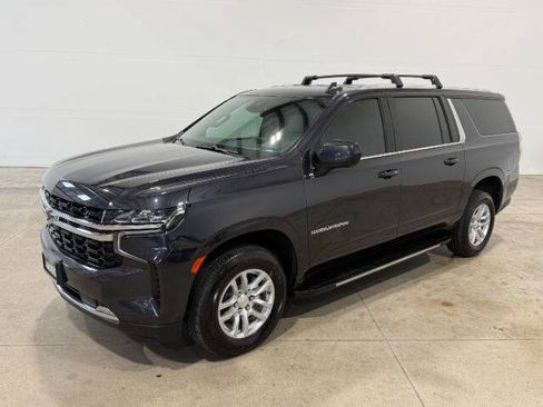 Used 2023 Chevrolet Suburban LS w/ Max Trailering Package AWD/4WD image 2