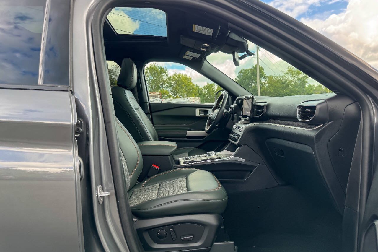 Used 2023 Ford Explorer Timberline w/ Timberline Technology Package AWD/4WD image 12
