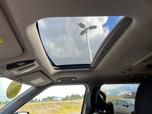 Used 2024 Kia EV9 Wind image 29