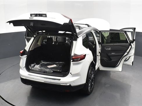 New 2026 Nissan Rogue Platinum w/ Platinum Premium Package image 33