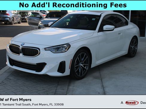 Used 2024 BMW 230i Coupe w/ Premium Package image 1