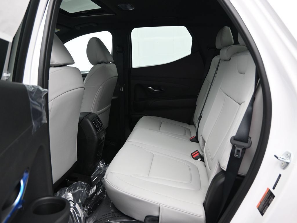 Used 2026 Hyundai Santa Cruz SEL AWD/4WD image 30