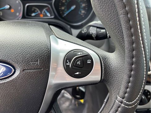 Used 2014 Ford Focus SE image 19