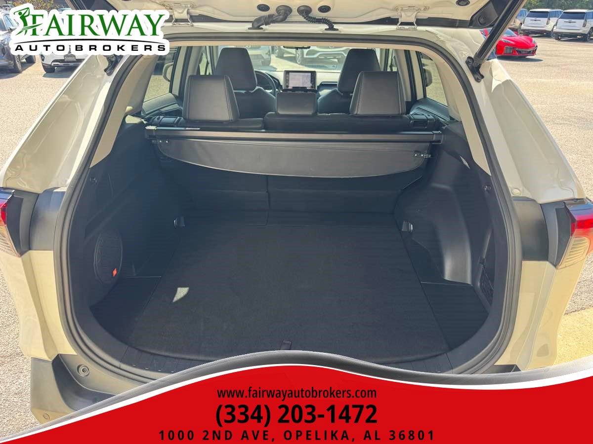 Used 2019 Toyota RAV4 Limited w/ Cold Weather Package FWD image 27