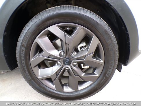Used 2022 Kia Sportage Nightfall Edition AWD/4WD image 47
