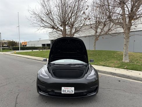 Used 2018 Tesla Model 3 Mid Range image 11