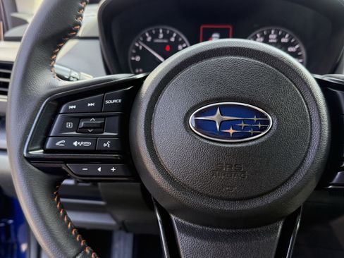 Used 2025 Subaru Crosstrek 2.5i Limited w/ Crosstrek Mirror Package image 22