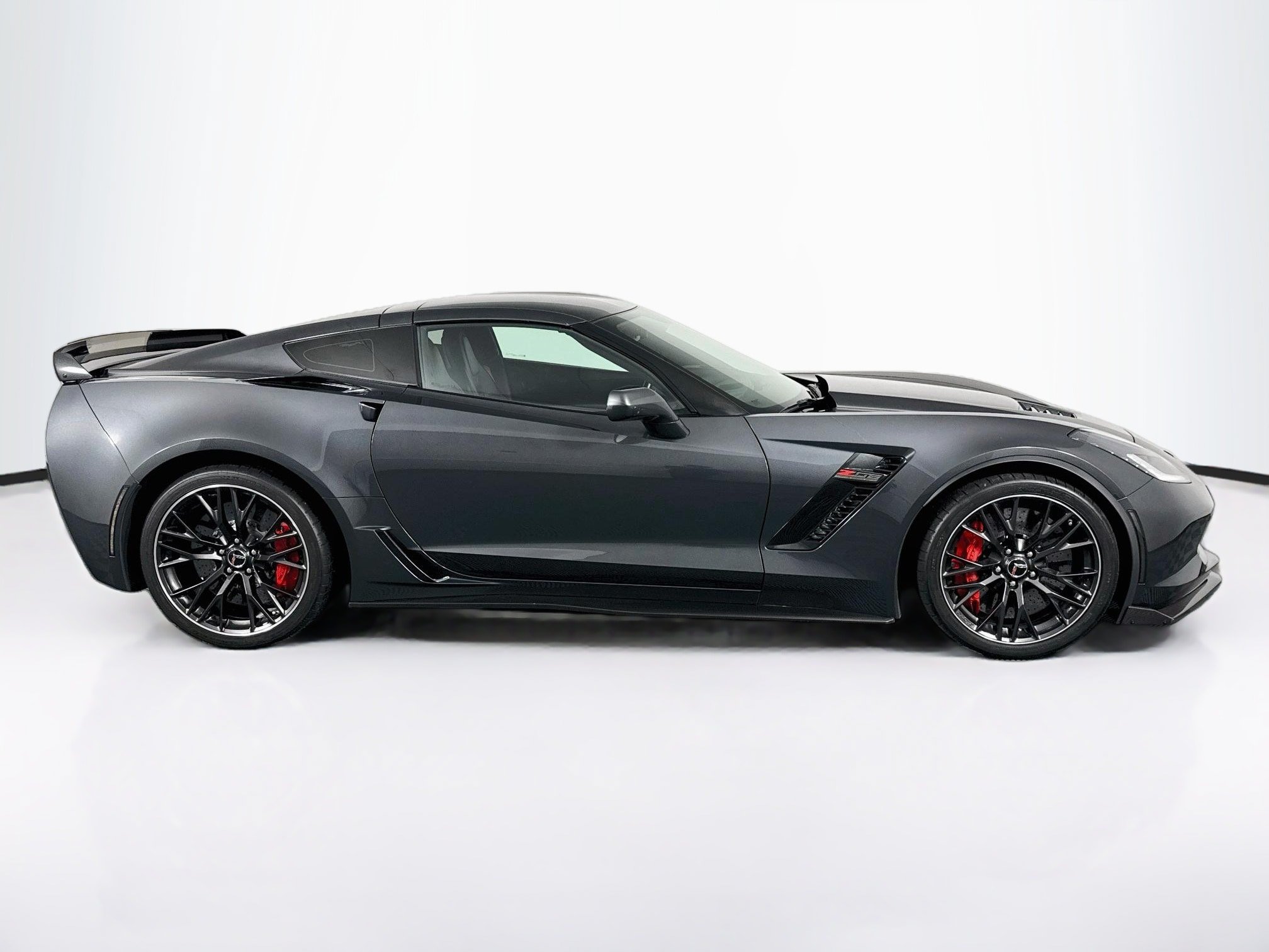 Used 2017 Chevrolet Corvette Z06 RWD image 16
