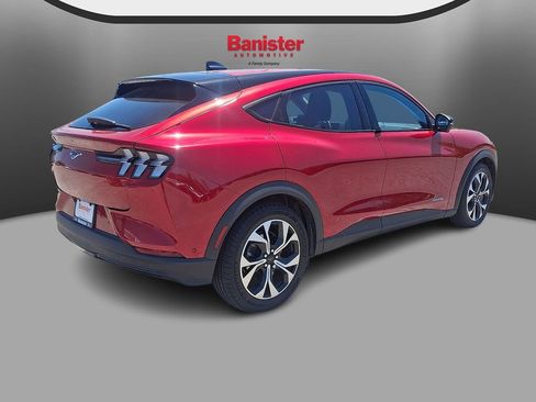 Used 2024 Ford Mustang Mach-E Select AWD/4WD image 4