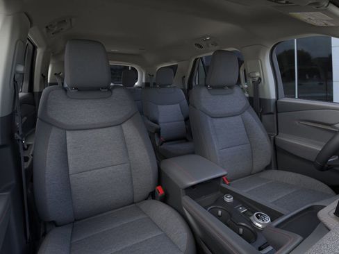 New 2025 Ford Explorer Active image 10