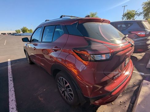Certified 2024 Nissan Kicks SV w/ Exterior Package image 6