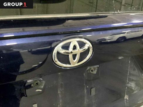 Certified 2021 Toyota RAV4 XLE image 31