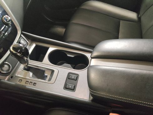 Used 2023 Nissan Murano SV AWD/4WD image 26