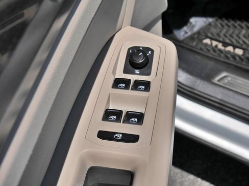 Used 2020 Volkswagen Atlas SEL AWD/4WD image 22