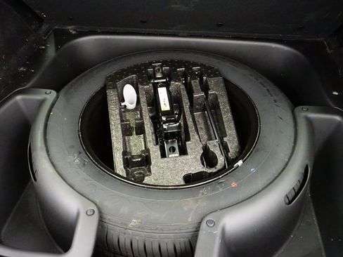 Used 2017 Jeep Grand Cherokee Limited w/ Trailer Tow Group IV image 20