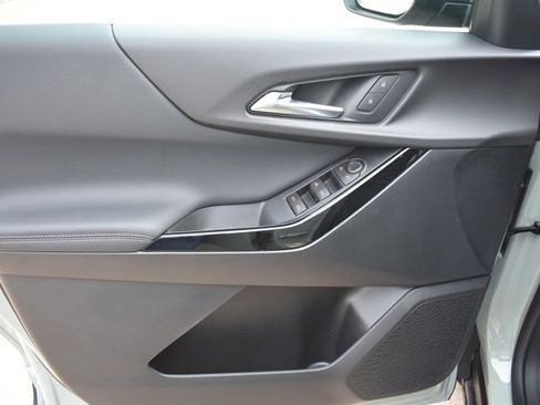 New 2026 Chevrolet Equinox LT image 11