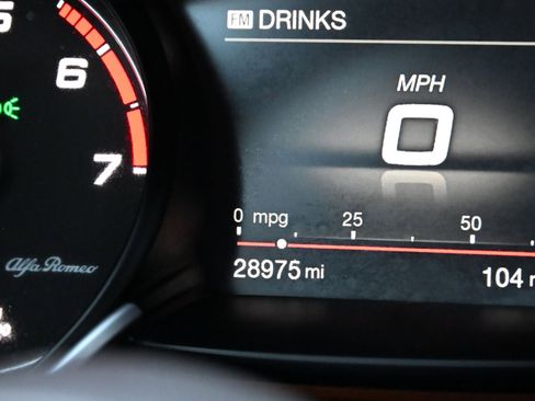 Used 2019 Alfa Romeo Giulia AWD w/ Cold Weather Package image 21